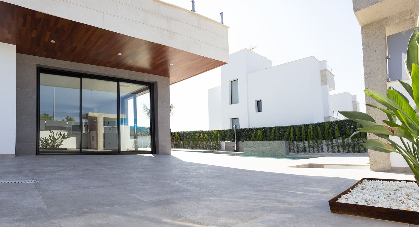 Villas EntreLagos · Porche y terraza